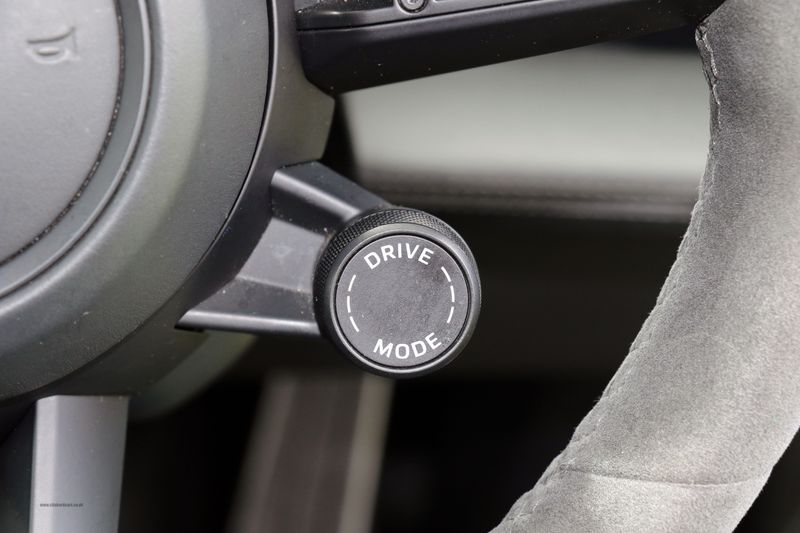 Porsche Taycan Turbo Performance Plus 93.4Kwh