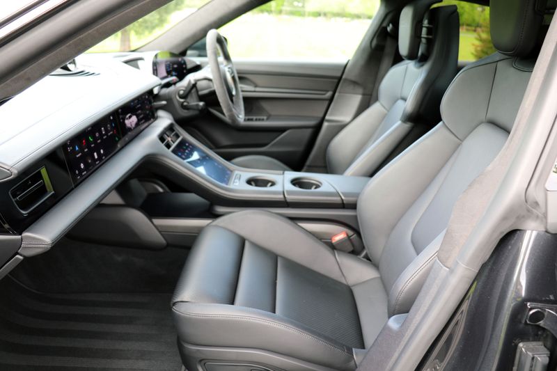 Porsche Taycan Turbo Performance Plus 93.4Kwh