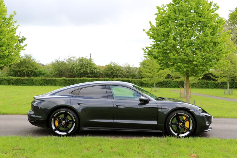 Porsche Taycan Turbo Performance Plus 93.4Kwh