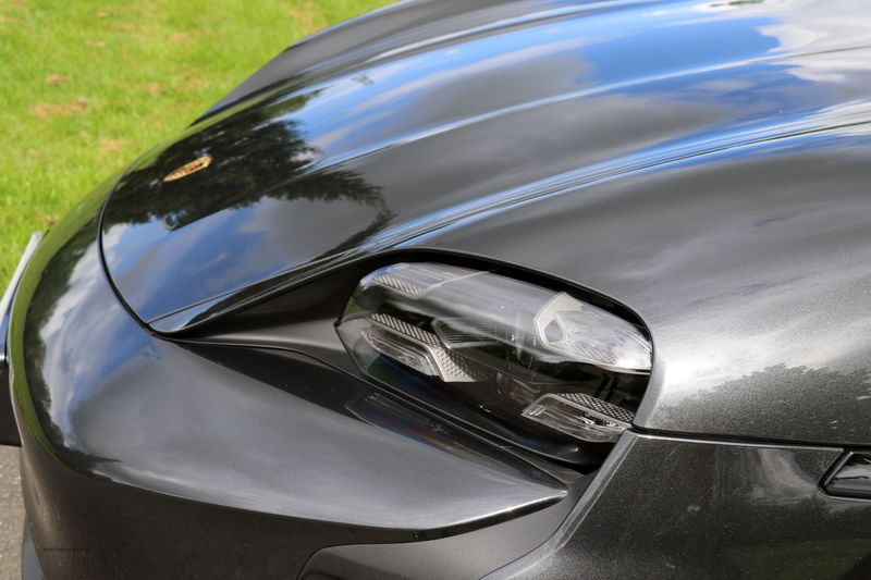 Porsche Taycan Turbo Performance Plus 93.4Kwh