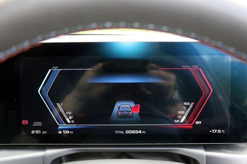 BMW M3 Competition M X Drive Touring DCT