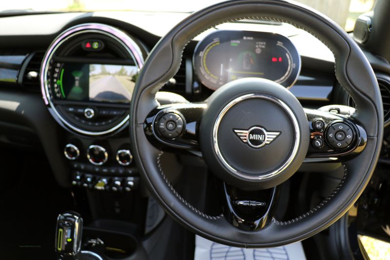 Mini Electric Cooper S 32.6kWh Level 3