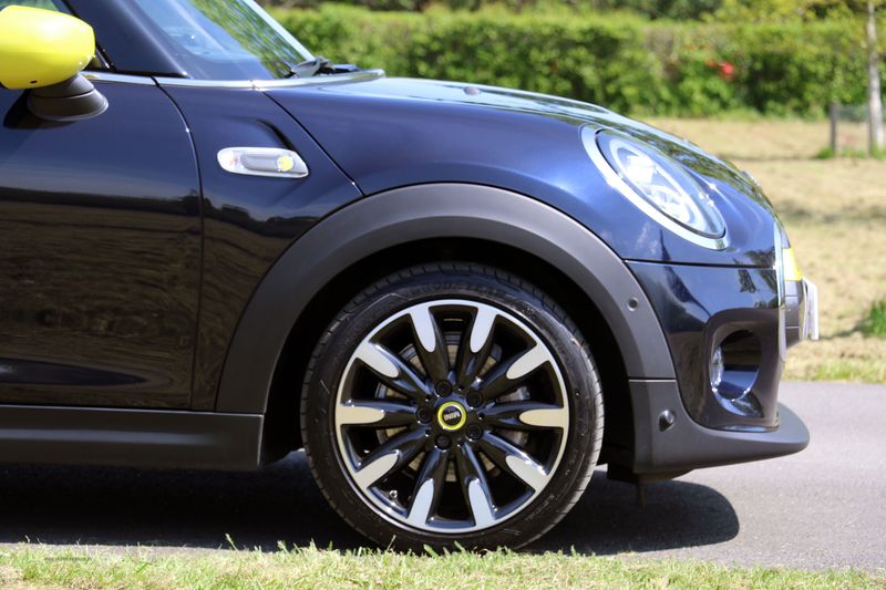 Mini Electric Cooper S 32.6kWh Level 3
