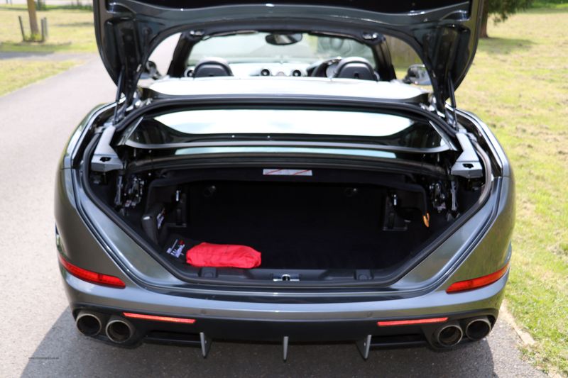 Ferrari California T