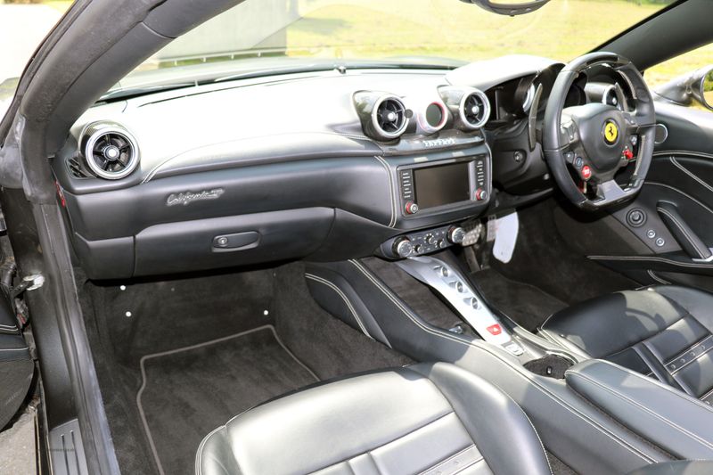 Ferrari California T