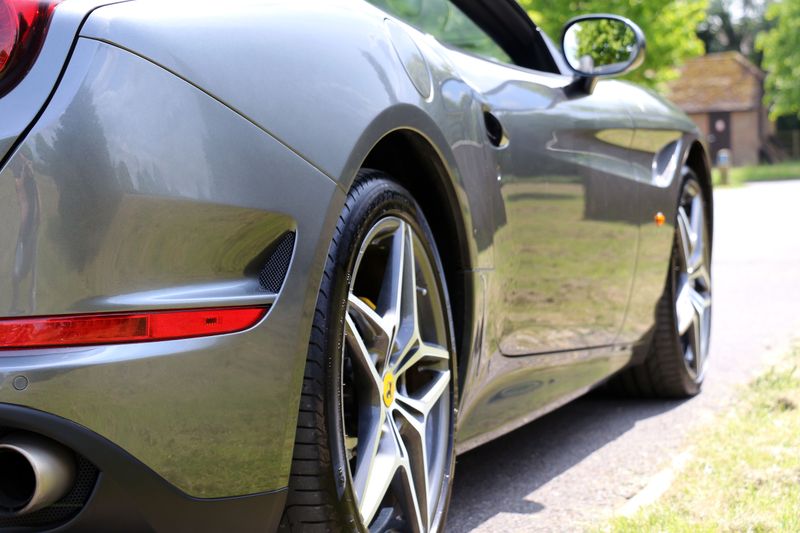 Ferrari California T