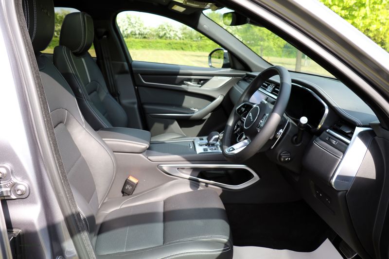 Jaguar F Pace R Dynamic Black