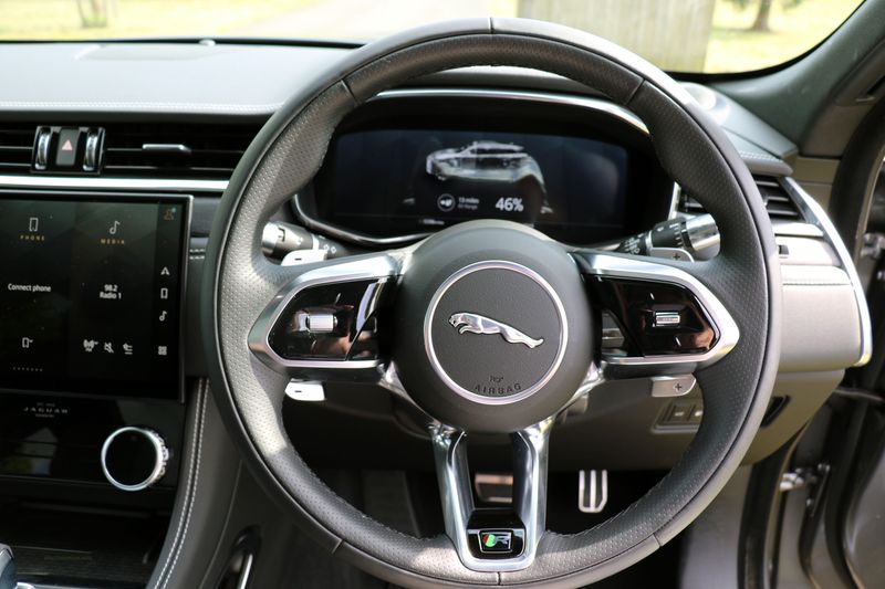 Jaguar F Pace R Dynamic Black