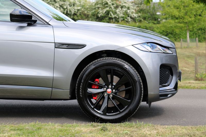 Jaguar F Pace R Dynamic Black
