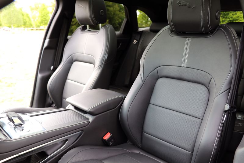 Jaguar F Pace R Dynamic Black