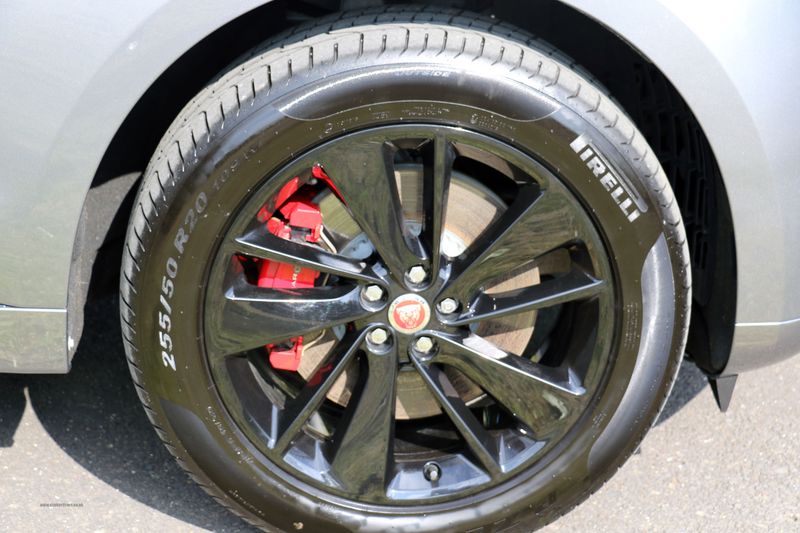 Jaguar F Pace R Dynamic Black