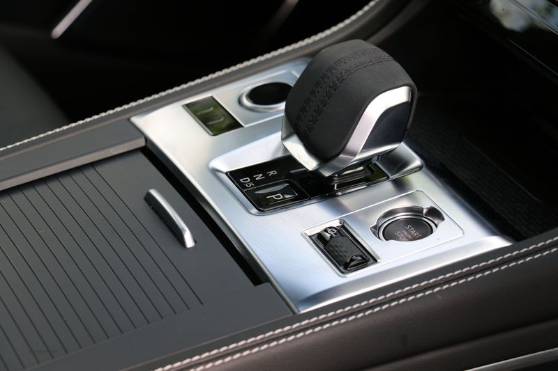 Jaguar F Pace R Dynamic Black