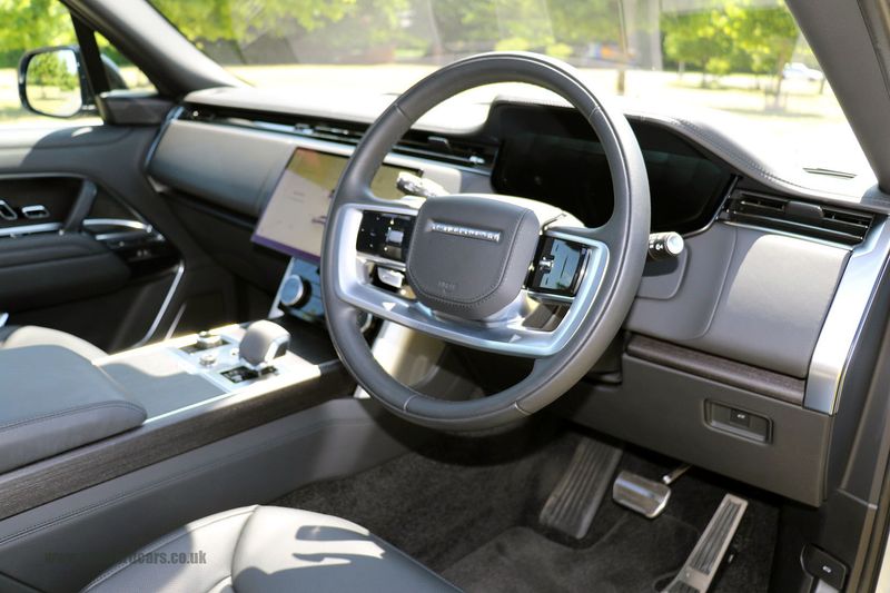 Range Rover P530 4.4 V8 Autobiography