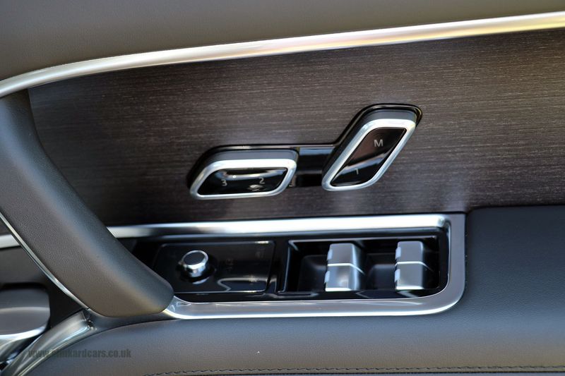 Range Rover P530 4.4 V8 Autobiography