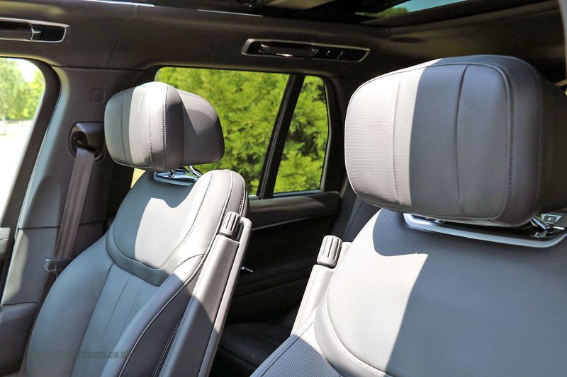 Range Rover P530 4.4 V8 Autobiography