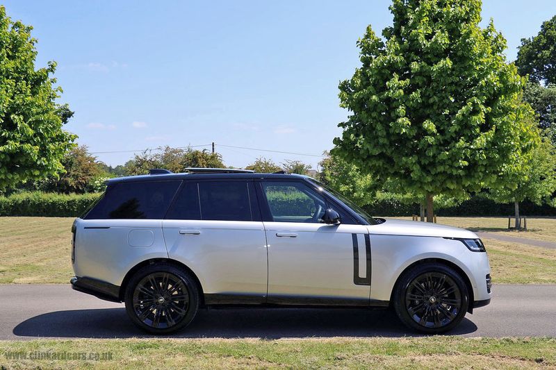 Range Rover P530 4.4 V8 Autobiography