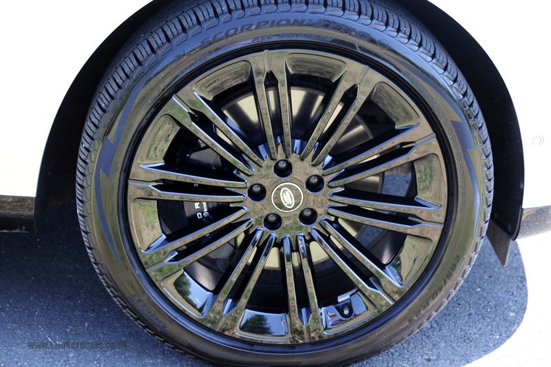 Range Rover P530 4.4 V8 Autobiography