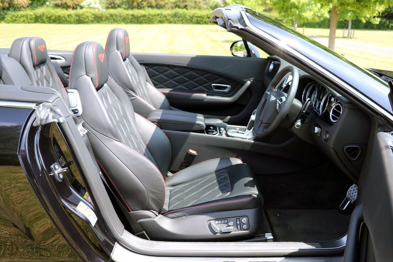 Bentley Continental GTC W12