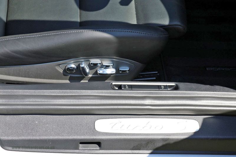 Porsche 991 Turbo S Coupe PDK