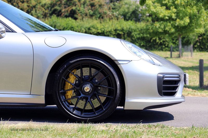 Porsche 991 Turbo S Coupe PDK