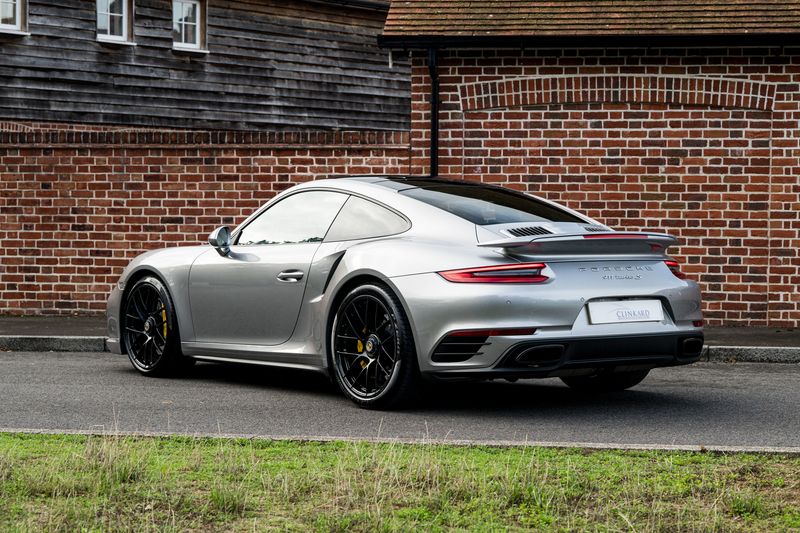 Porsche 991 Turbo S Coupe PDK