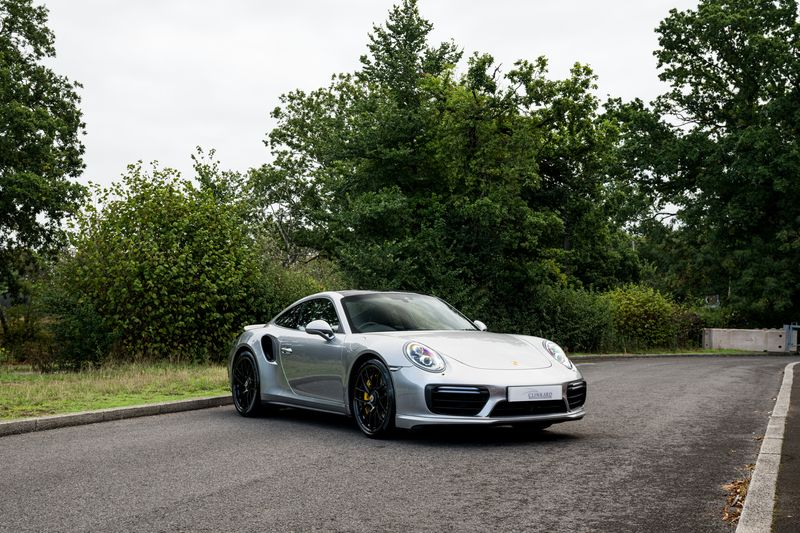 Porsche 991 Turbo S Coupe PDK