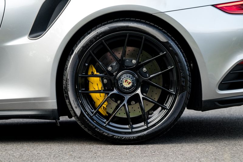 Porsche 991 Turbo S Coupe PDK