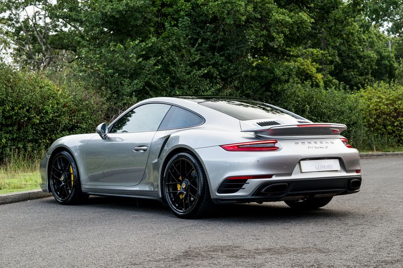 Porsche 991 Turbo S Coupe PDK