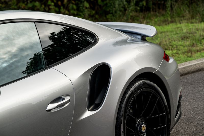Porsche 991 Turbo S Coupe PDK