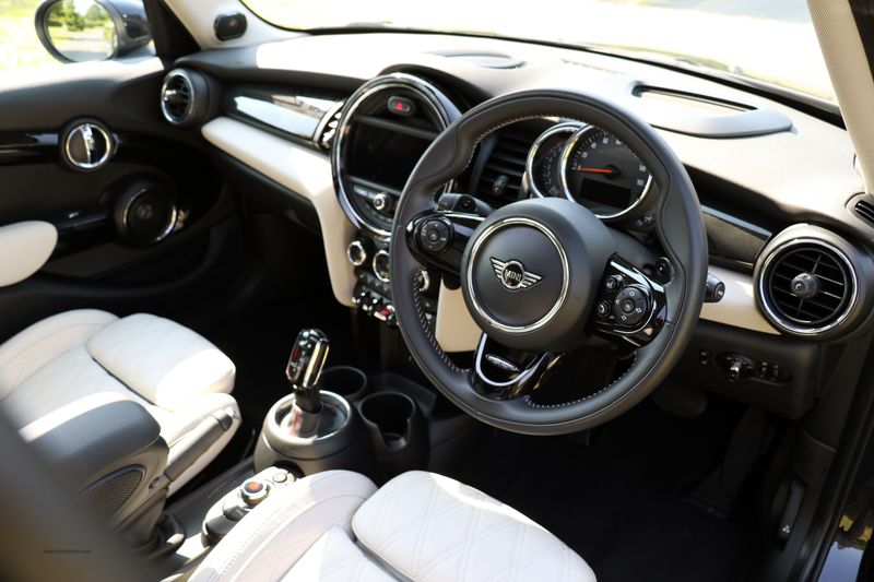 Mini Cooper S Exclusive Automatic 5 Door