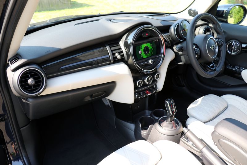 Mini Cooper S Exclusive Automatic 5 Door