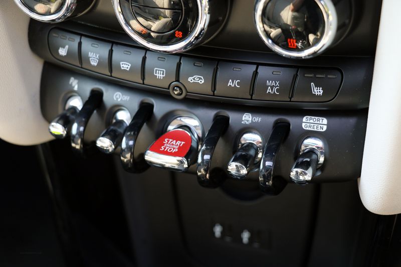 Mini Cooper S Exclusive Automatic 5 Door