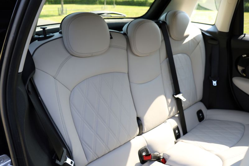 Mini Cooper S Exclusive Automatic 5 Door