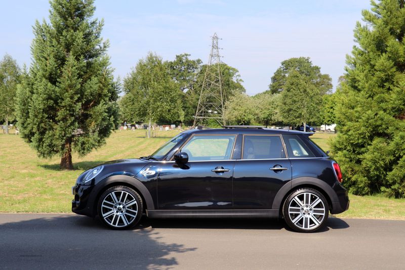 Mini Cooper S Exclusive Automatic 5 Door