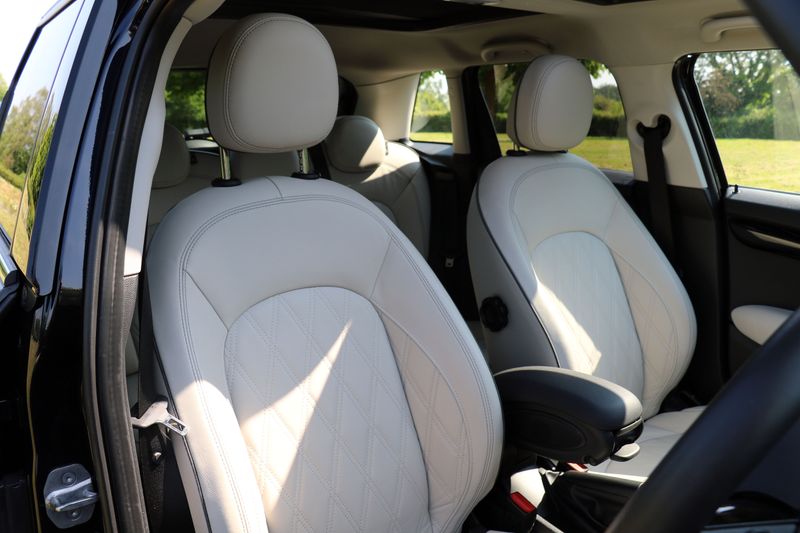 Mini Cooper S Exclusive Automatic 5 Door