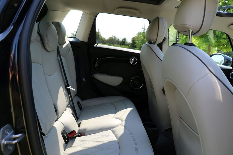 Mini Cooper S Exclusive Automatic 5 Door