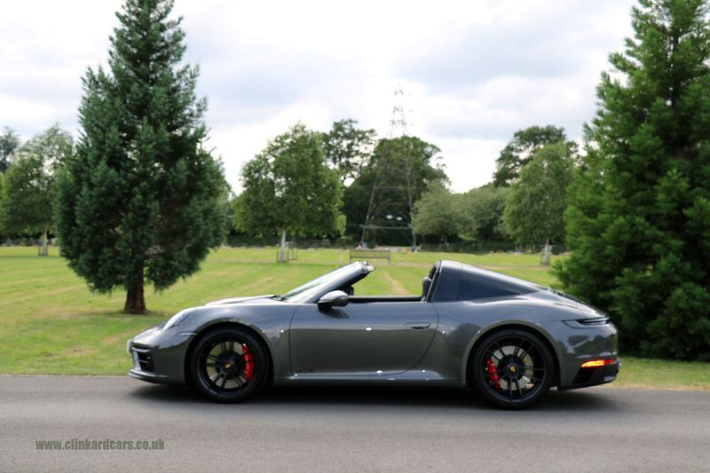 Porsche 992 Targa 4 GTS