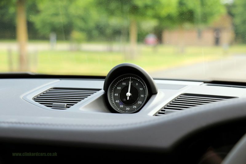 Porsche 992 Targa 4 GTS