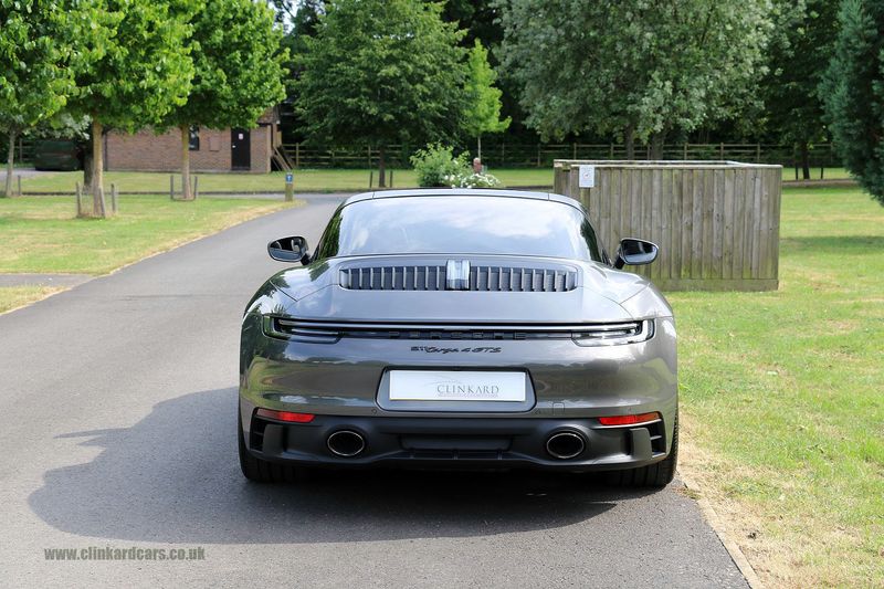 Porsche 992 Targa 4 GTS