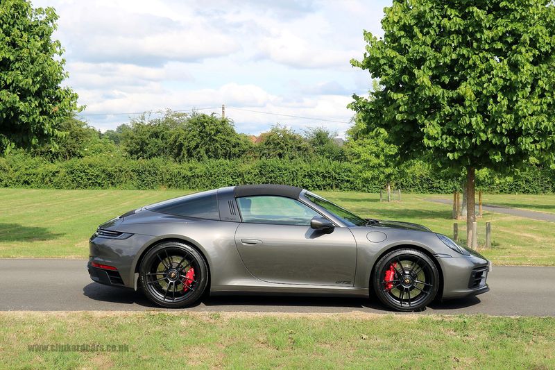 Porsche 992 Targa 4 GTS