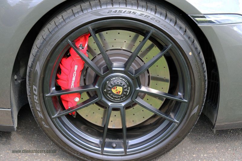 Porsche 992 Targa 4 GTS