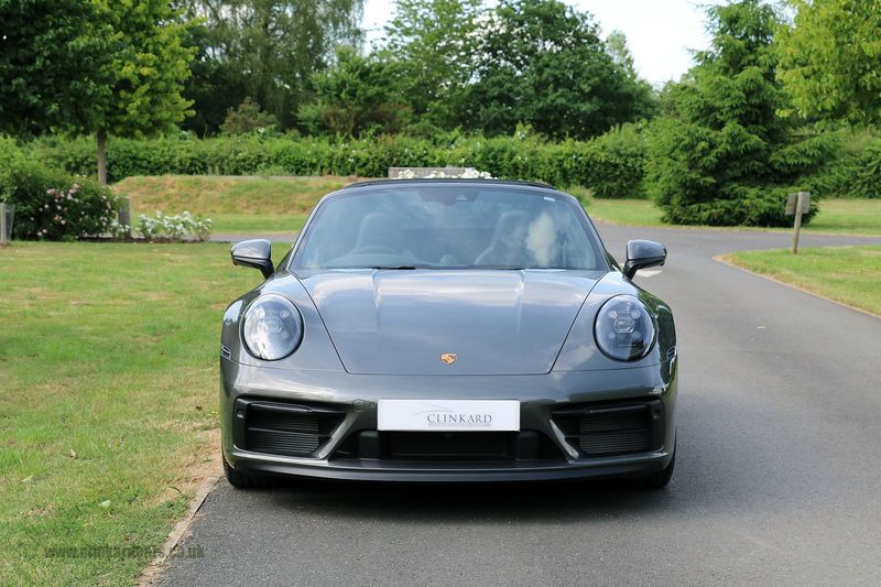 Porsche 992 Targa 4 GTS