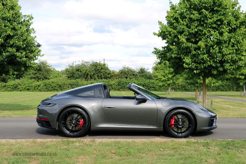 Porsche 992 Targa 4 GTS