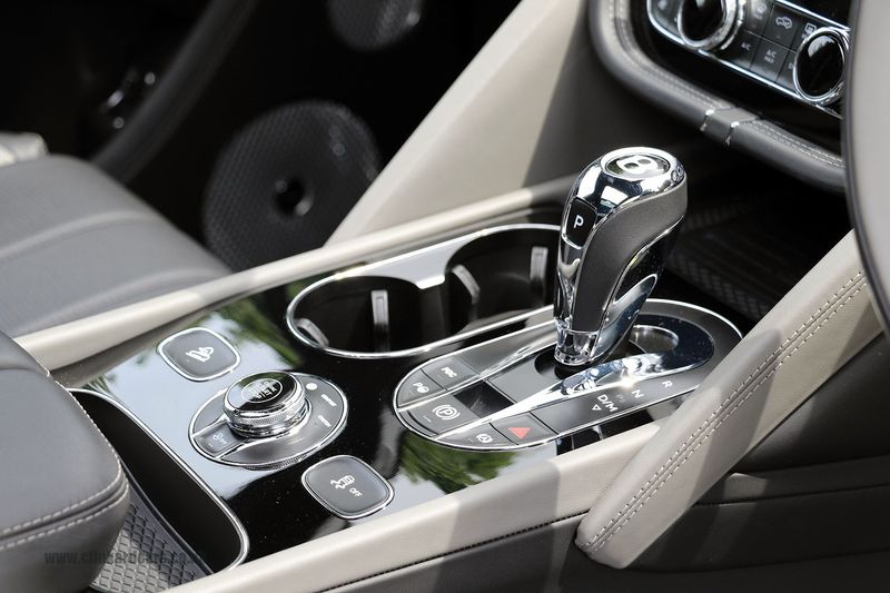 Bentley Bentayga V8 S Automatic