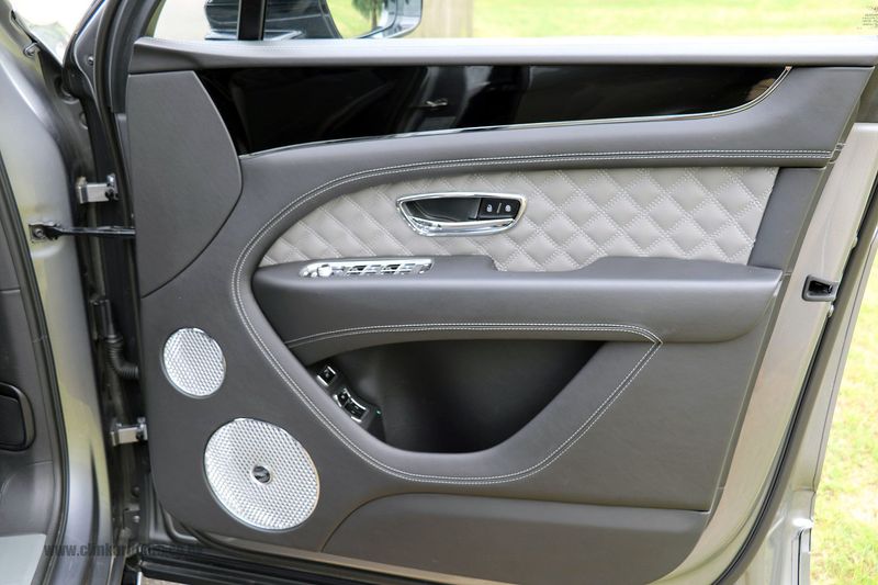 Bentley Bentayga V8 S Automatic