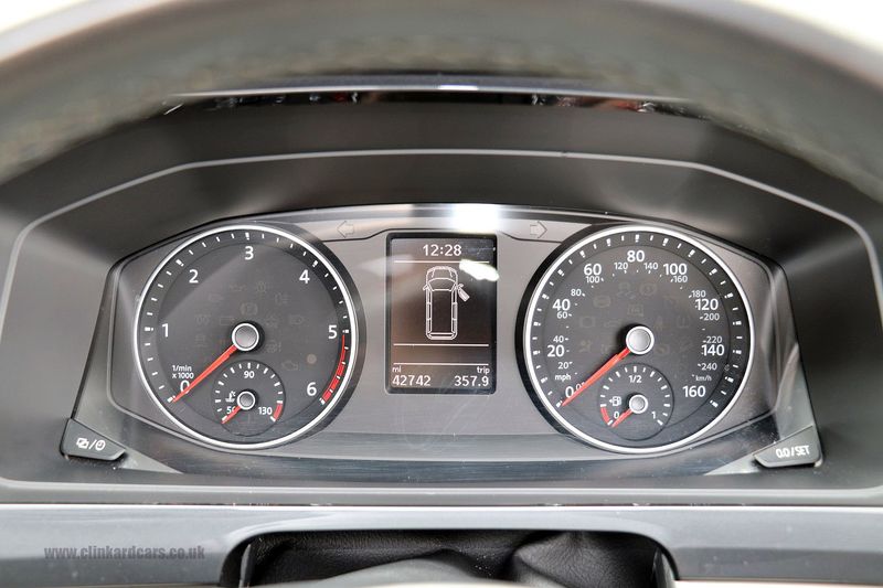 Volkswagen T32 205 bp Leighton Converted 5 Seat Automatic vat Qualifying - price includes vat