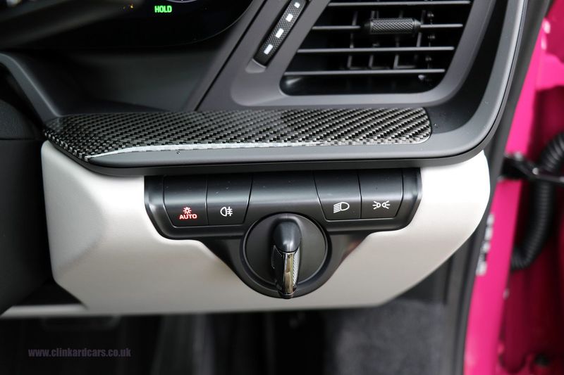 Porsche 992 GT3 Touring PDK