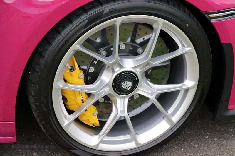 Porsche 992 GT3 Touring PDK