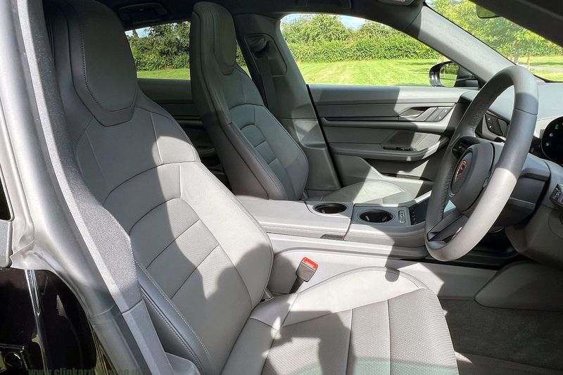 Porsche Taycan 4 Cross Turismo Performance Plus 93.4kWh with 11kW Charger