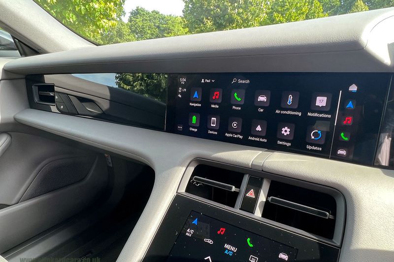 Porsche Taycan 4 Cross Turismo Performance Plus 93.4kWh with 11kW Charger